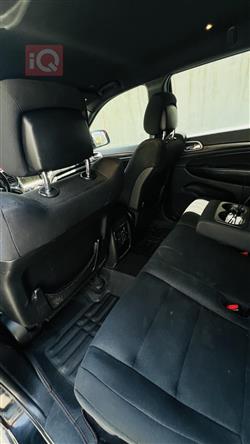 جیپ گراند شیرۆکی